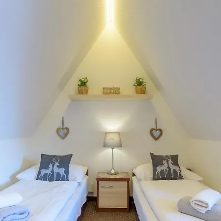 Joanna Bed & Breakfast 3*