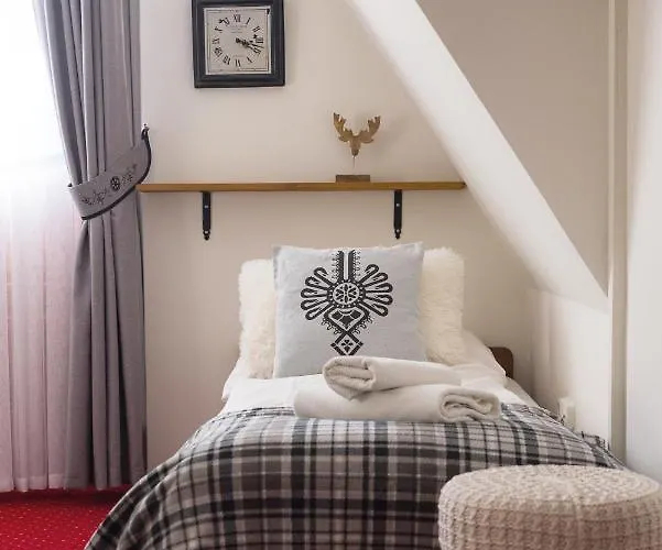 לינה וארוחת בוקר Joanna