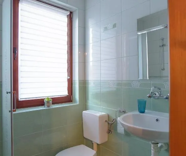 Joanna לינה וארוחת בוקר 3*